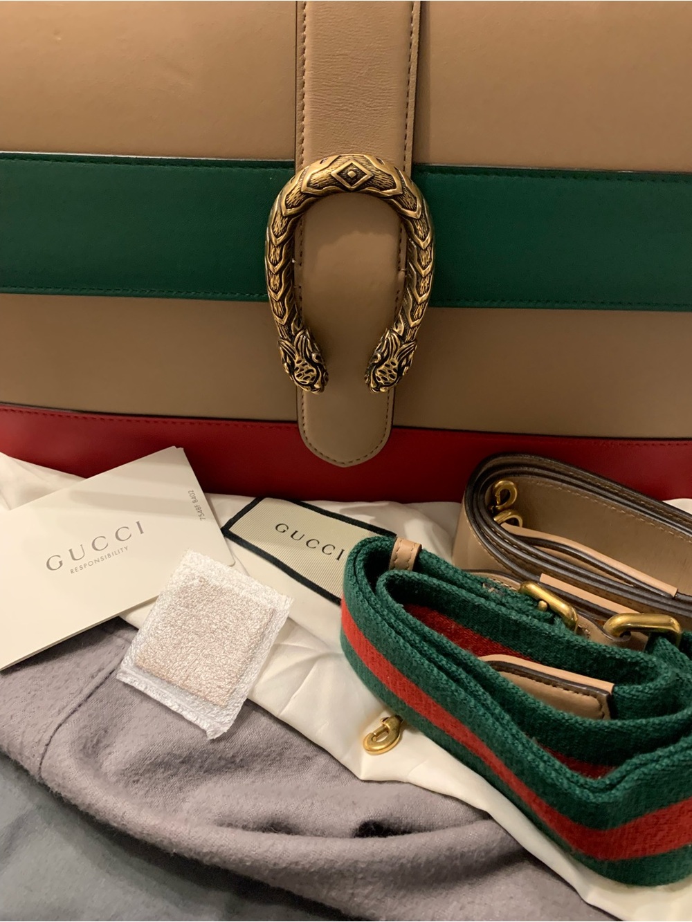 Gucci Beige Leather Satchel with Green and Red Stripes and Bamboo Handle - Picture 11 of 11